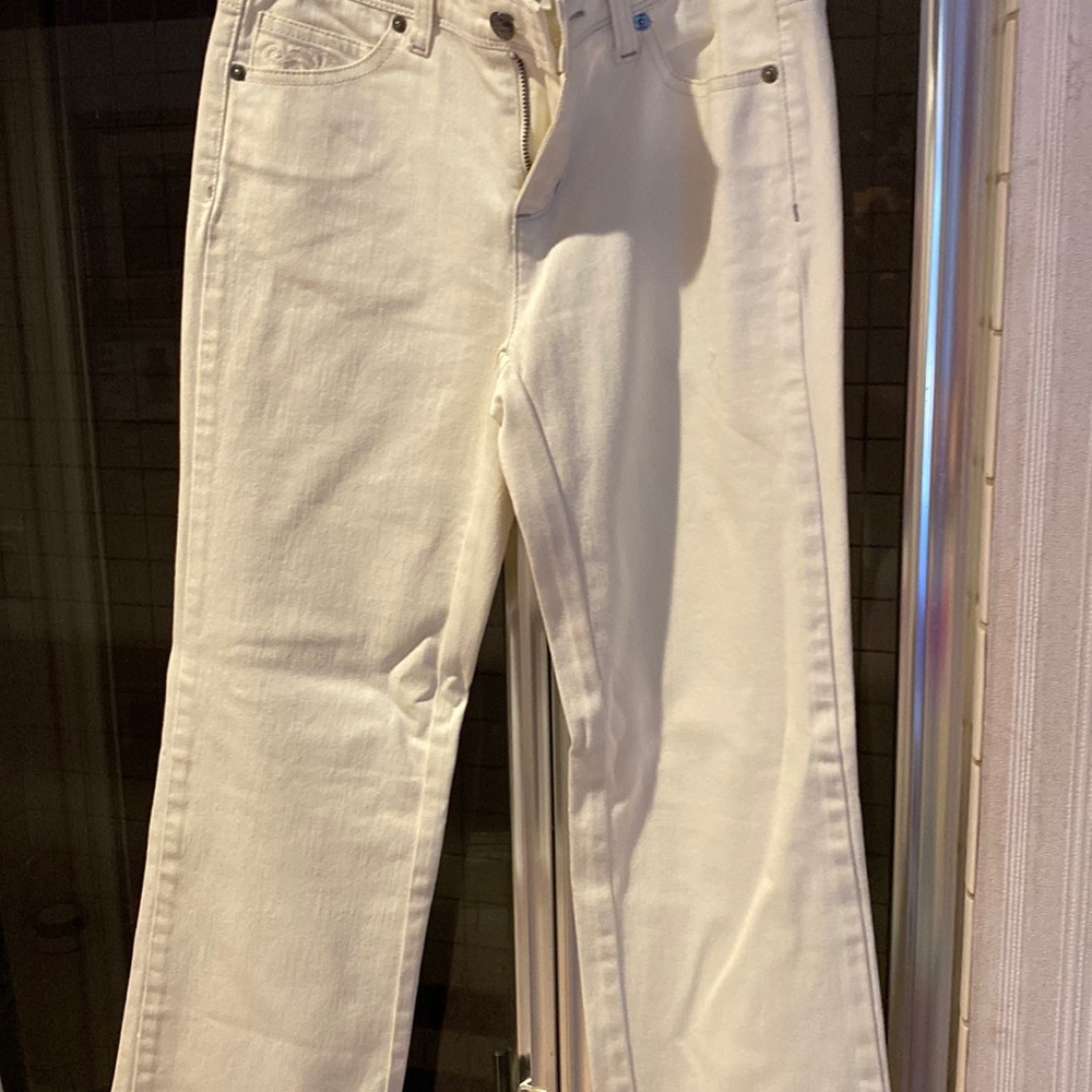 White jeans from White House black-market beautiful brand new with tags
